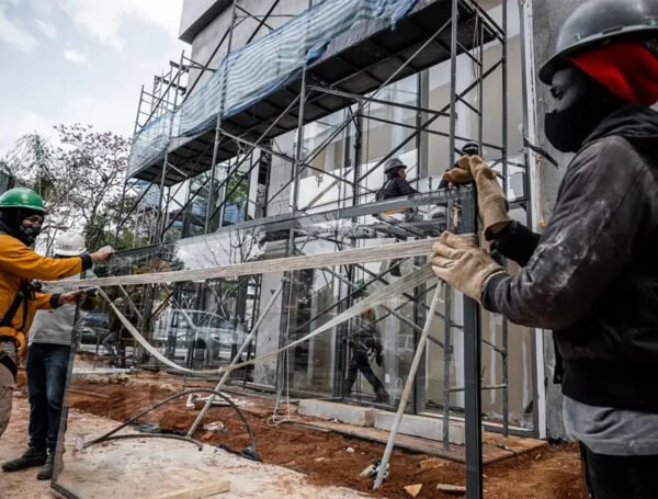 Confiança da Construção Civil atinge seu maior nível desde dezembro de 2013